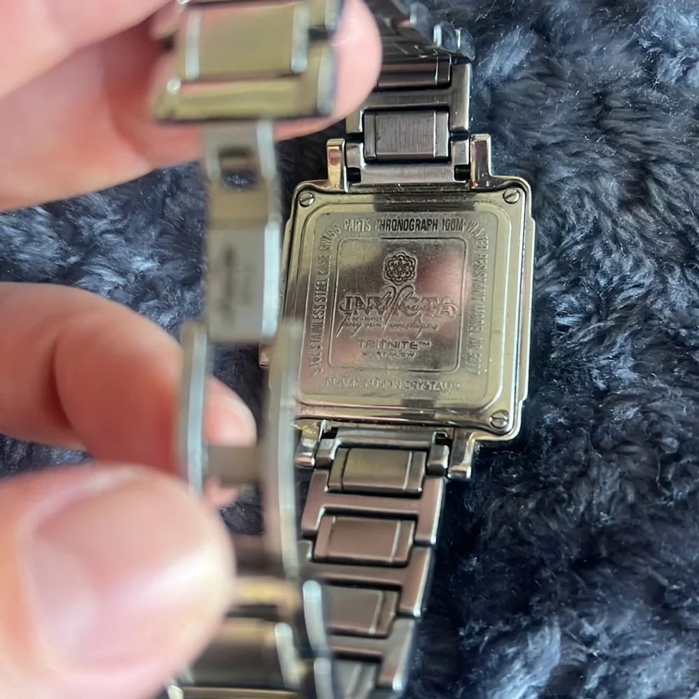 Watch - Picture 3 of 3